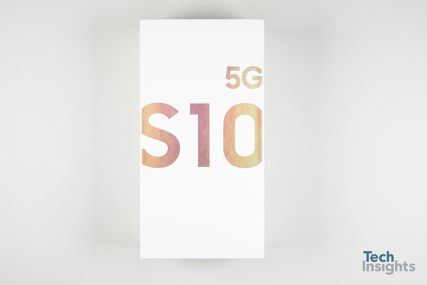 Samsung Galaxy S10 5G SM-G977N in the box